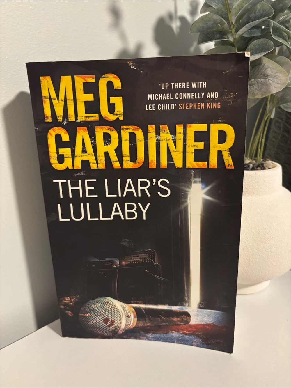 Meg Gardiner The Liar's Lullaby - Thriller Novel